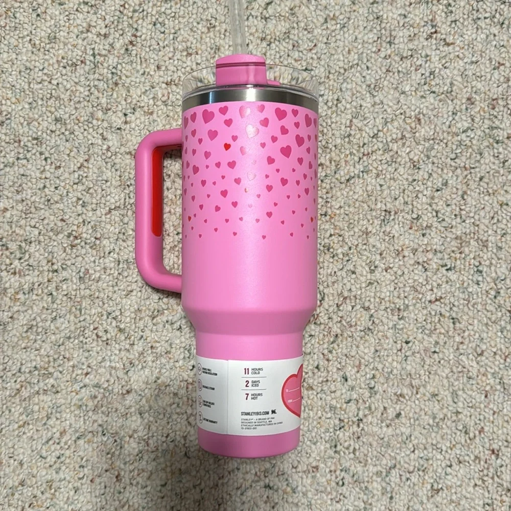 Stanley Valentines Day 40 oz tumbler - Sweet Hearts - Picture 2 of 6